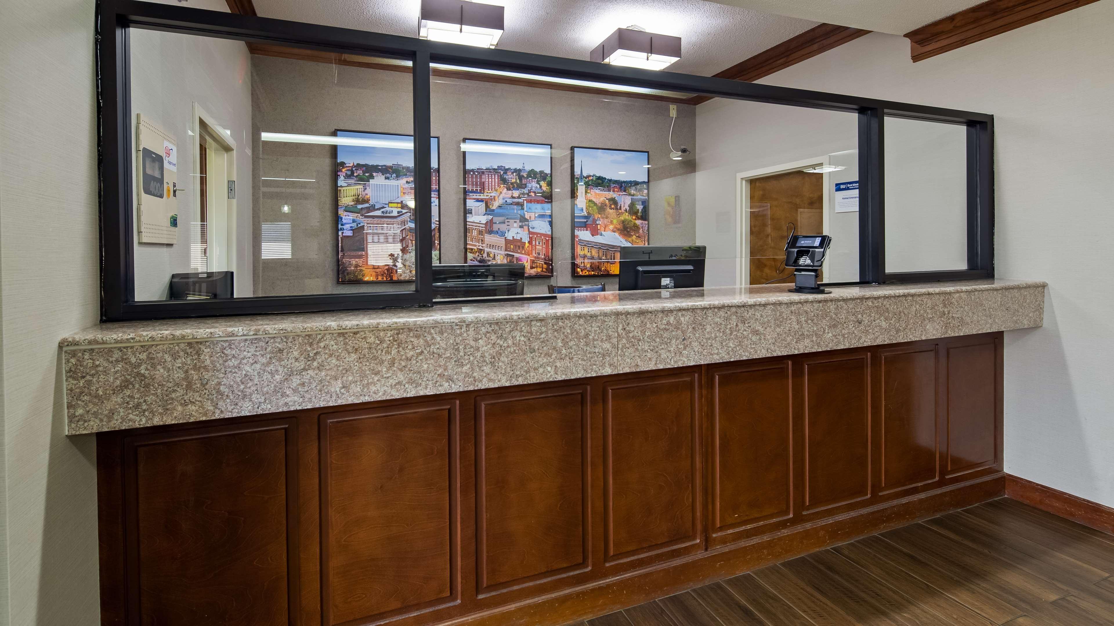Best Western Inn & Suites Byron Exterior foto
